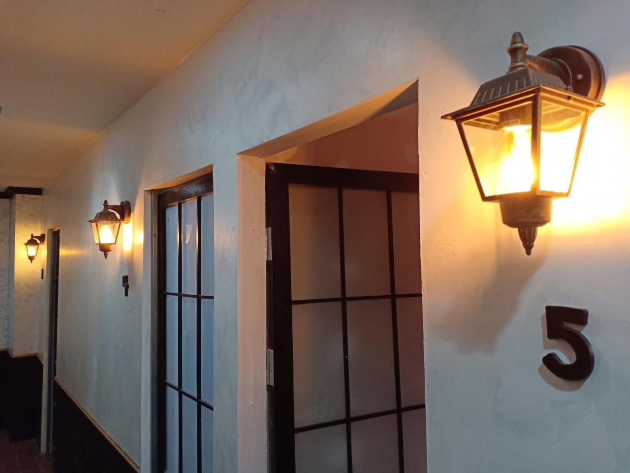 Florentino Hostel Rayong Buitenkant foto